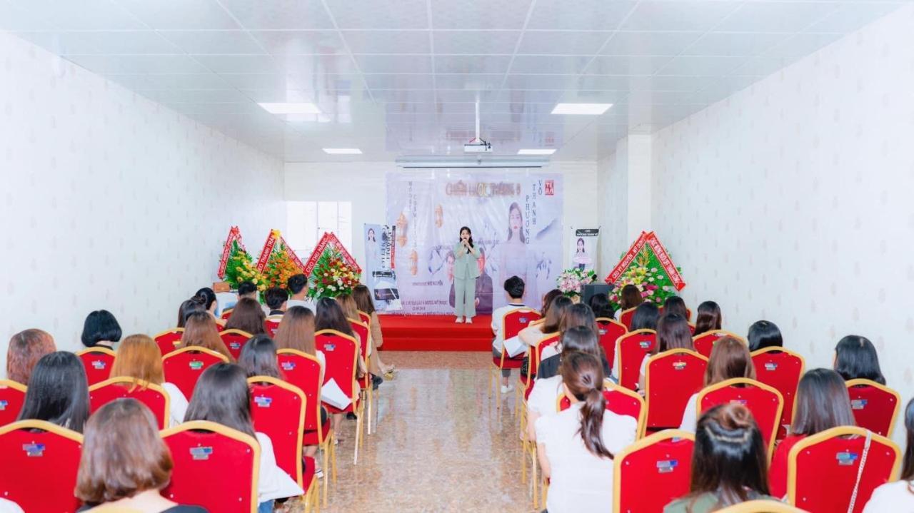 Khách Sạn Mỹ Ngọc Buon Ma Thuot Exterior foto